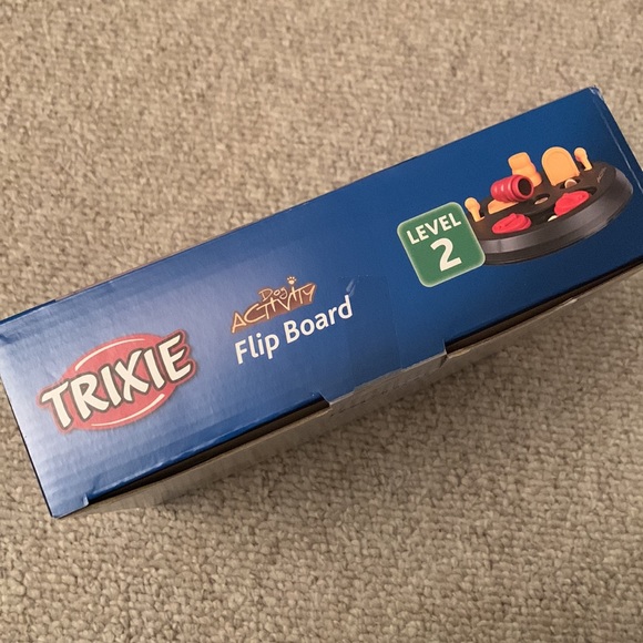 Brand New Trixie Dog Activity Flip Board Strategy Game - Picture 2 of 5